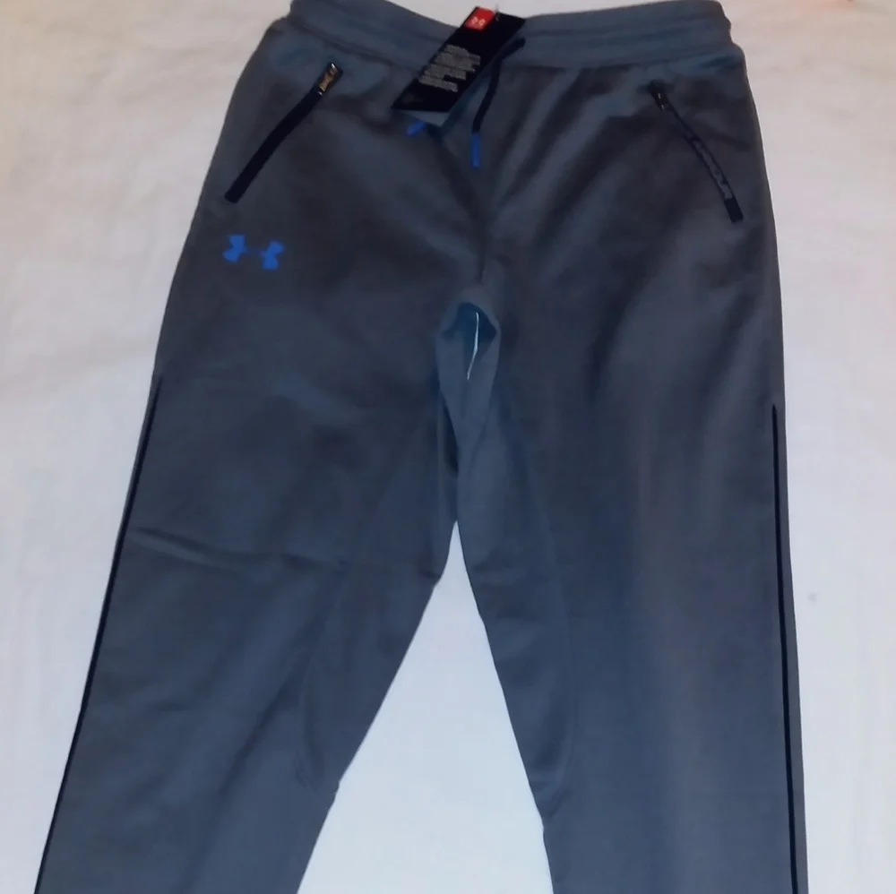 Under Armour Youth Boys 2pc Warmer & Tee - Picture 4 of 6
